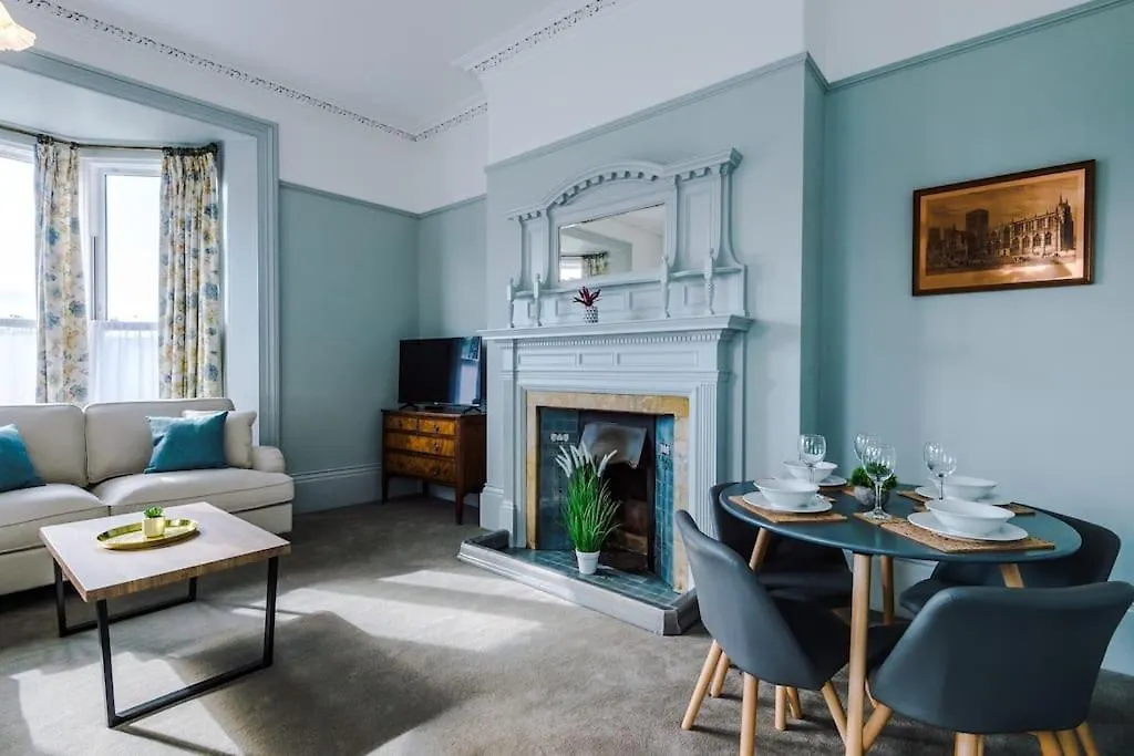 Victorian Gem In Chester Centre