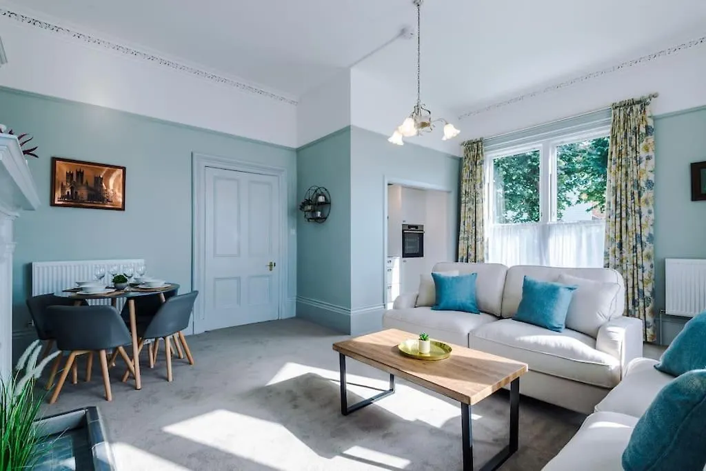 Victorian Gem In Chester Centre Apartment